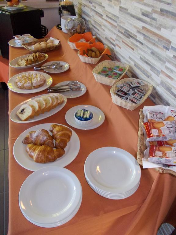 Agrihotel Papaya San Pietro Apostolo Luaran gambar